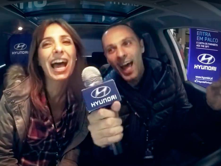 Hyundai Sing the Gift